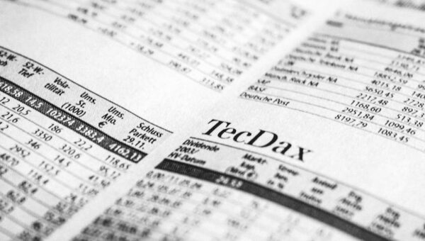 Illustration of Como Investir na Bolsa de Valores com Pouco Dinheiro Hoje